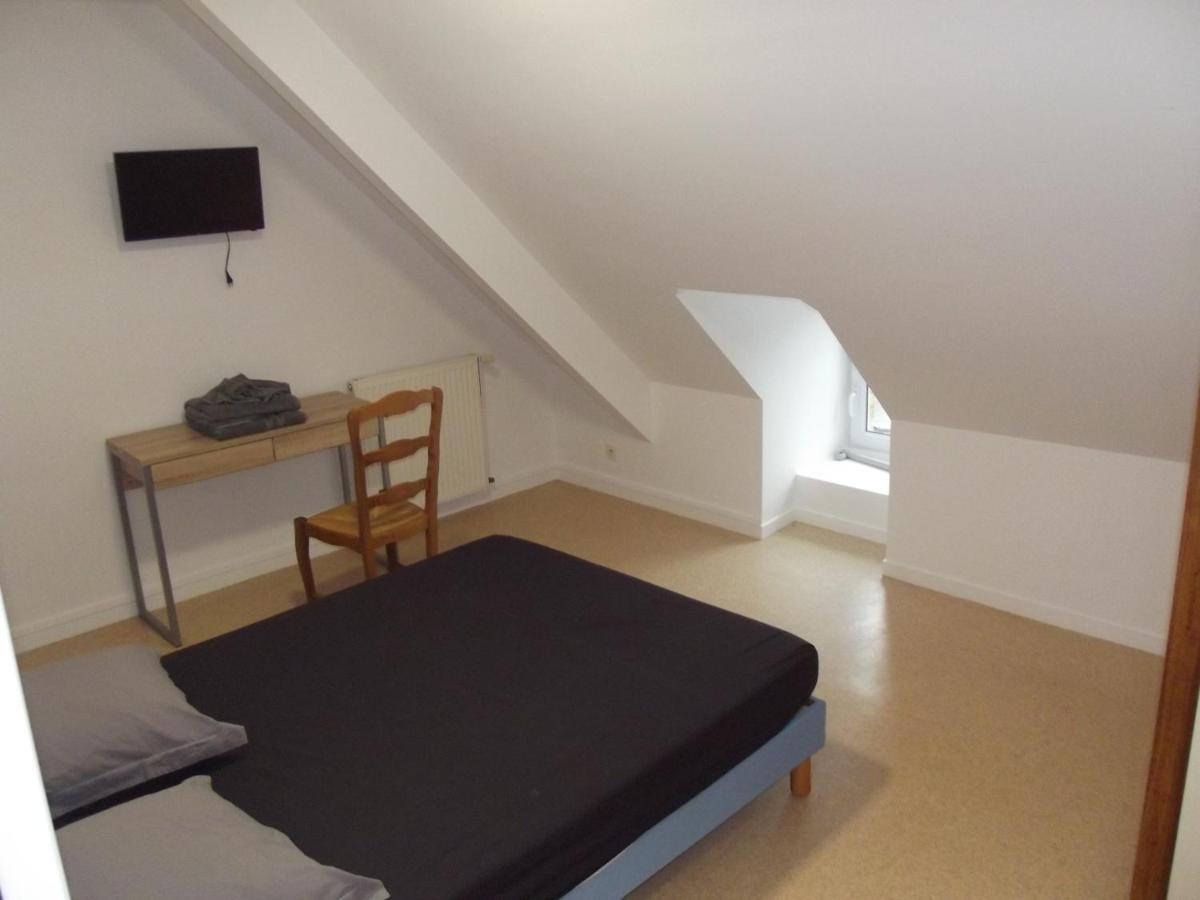 Auberge vallée de la douve L'Etang-Bertrand Extérieur photo