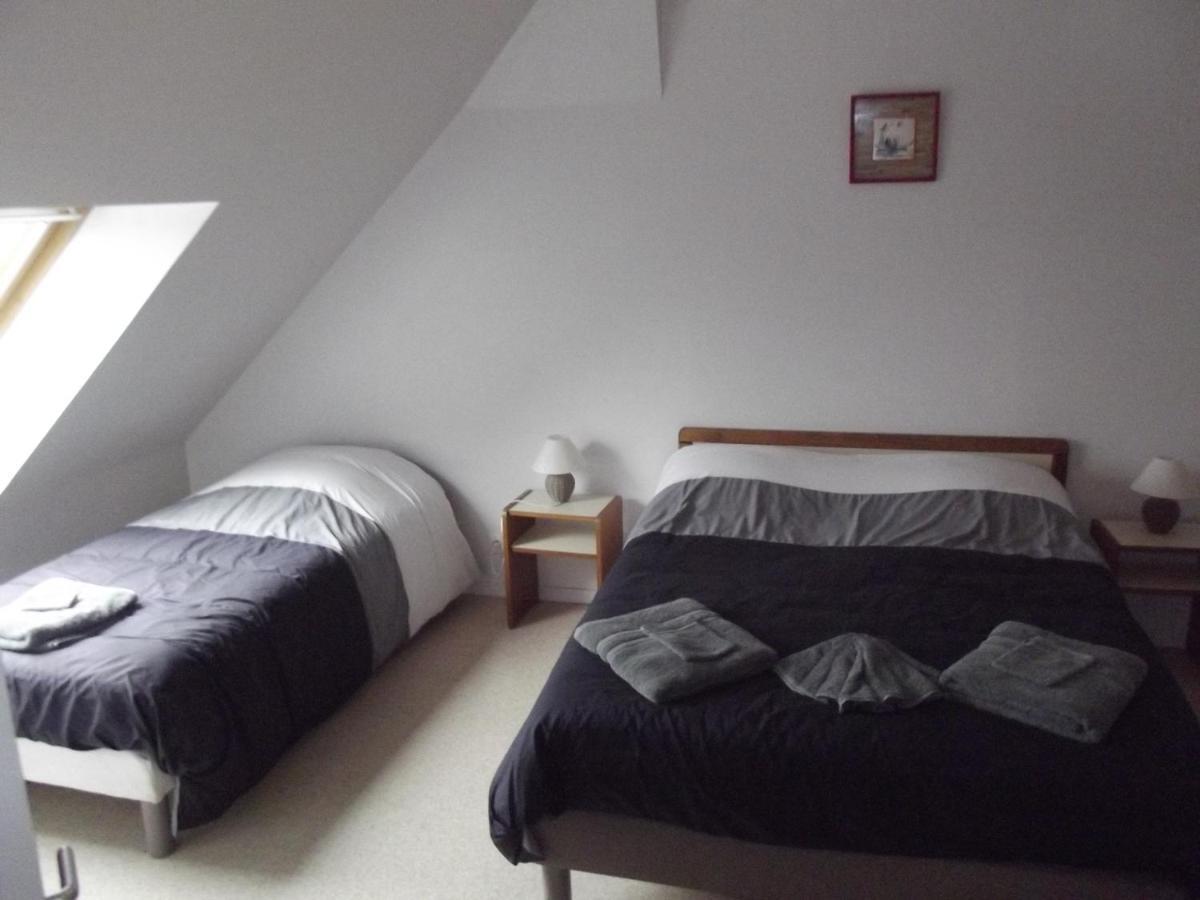 Auberge vallée de la douve L'Etang-Bertrand Extérieur photo